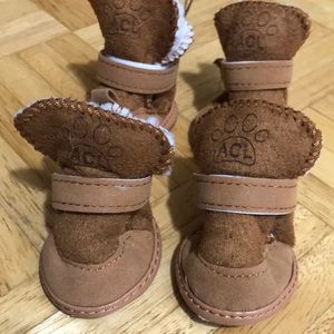 Cute Ugg-Like Sherpa Lined Dog Snow Boots Booties